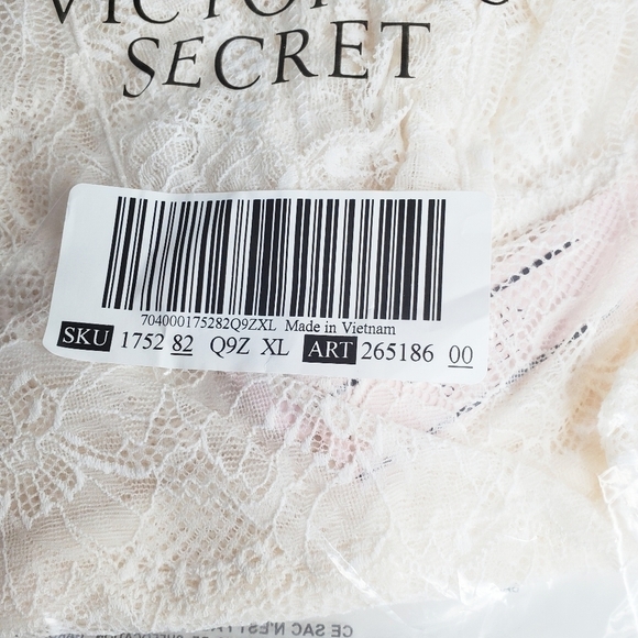 Victoria Secret The Lacie Plunge Bodysuit Size XL - Picture 6 of 8